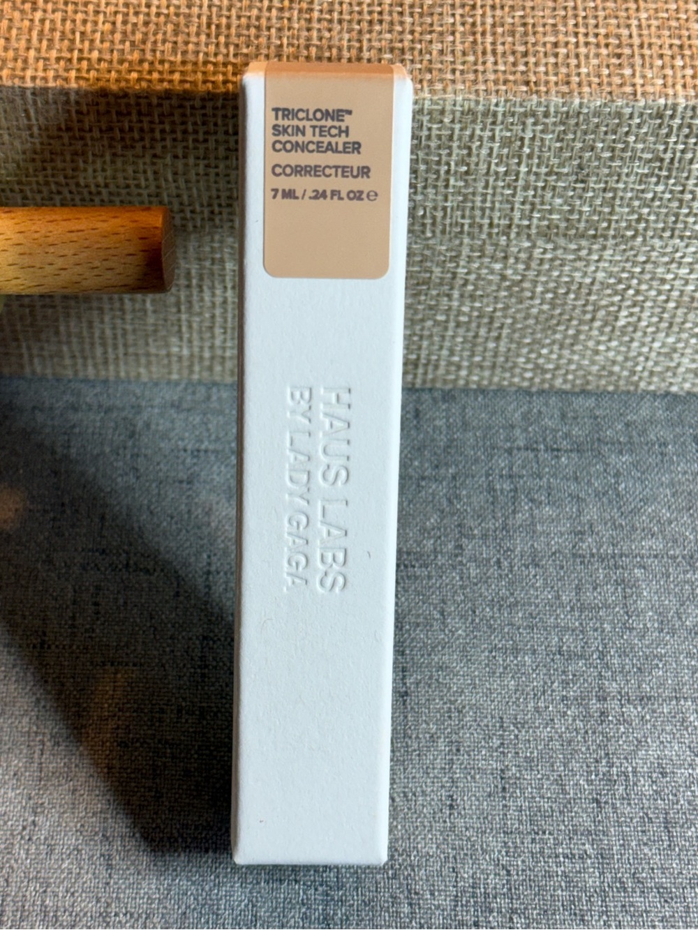 Haus Labs Triclone Skin Tech Hydrating Concealer 44 Light Peach 0.23 oz /7ml NIB